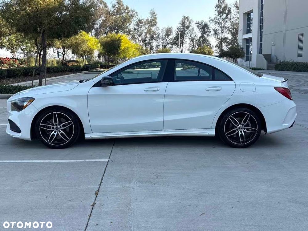 Mercedes-Benz CLA - 2