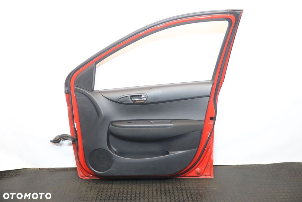 DRZWI PRAWY PRZÓD HYUNDAI I20 I BH - 2
