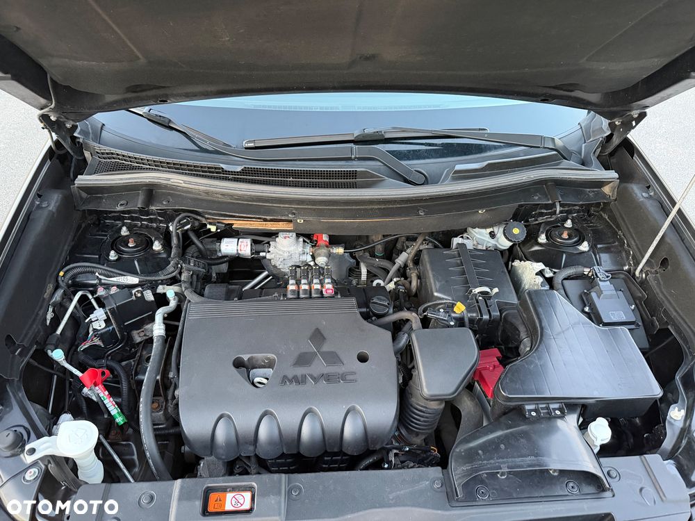 Mitsubishi Outlander 2.0 2WD Active - 17