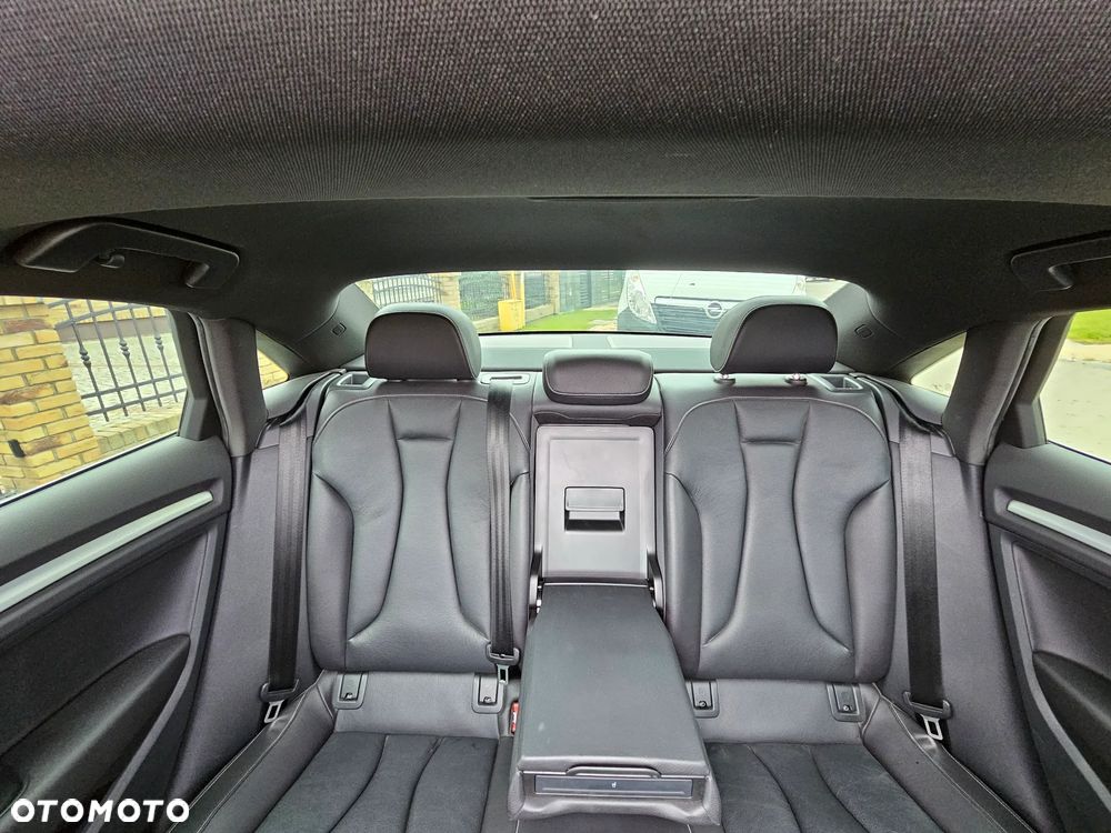 Audi S3 S tronic - 10