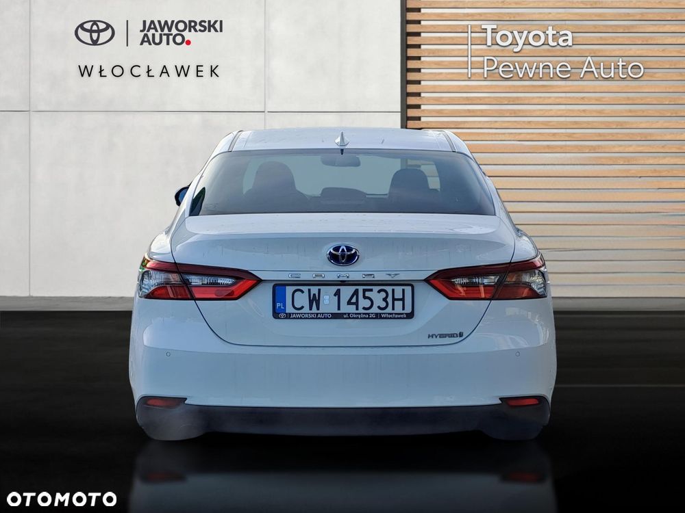 Toyota Camry 2.5 Hybrid Comfort CVT - 4
