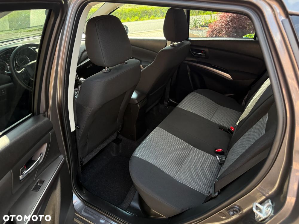 Suzuki S-Cross - 21
