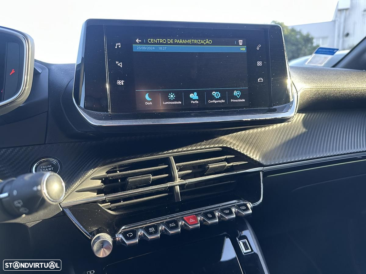 Peugeot e-208 50 kWh GT Line - 24
