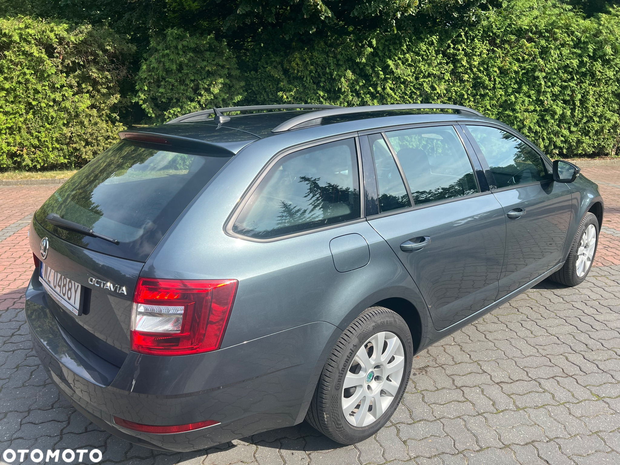 Skoda Octavia 2.0 TDI Ambition DSG - 3