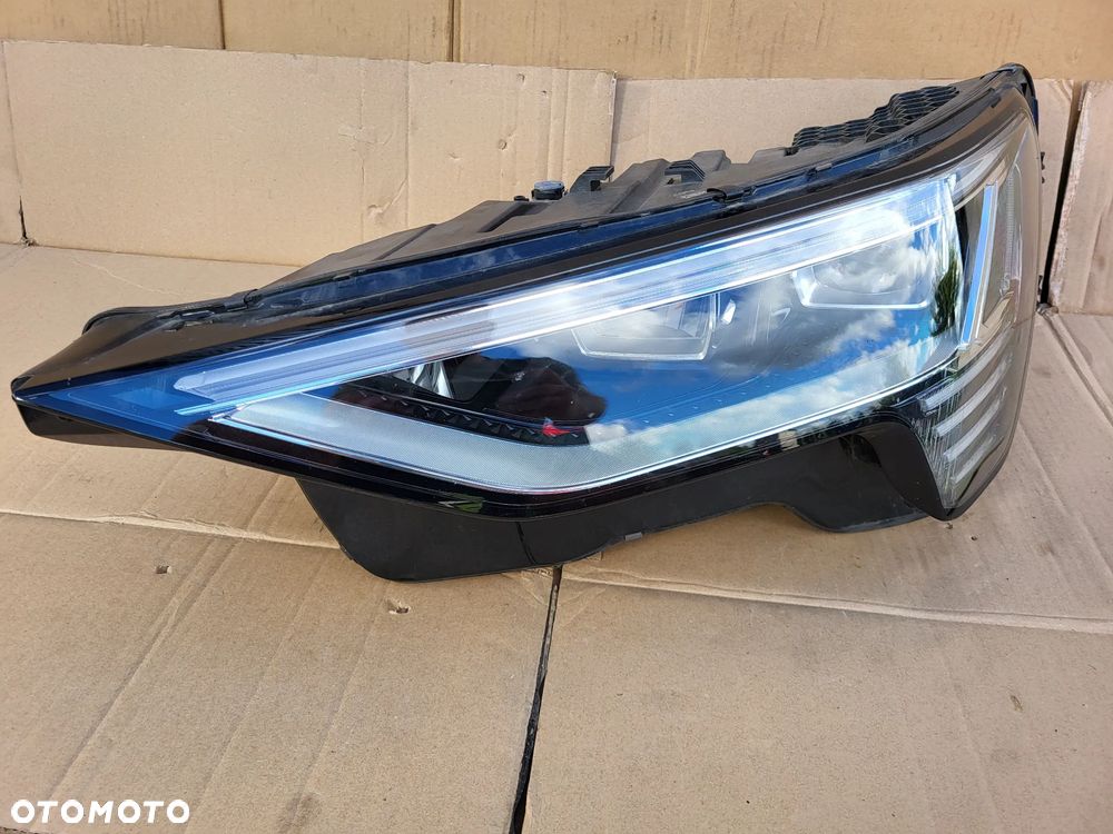 LAMPA LEWY PRZOD FULL LED AUDI E TRON 4KE 4KE941039 - 3