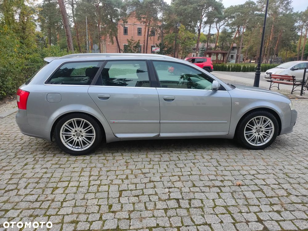 Audi A4 Avant 2.4 - 2