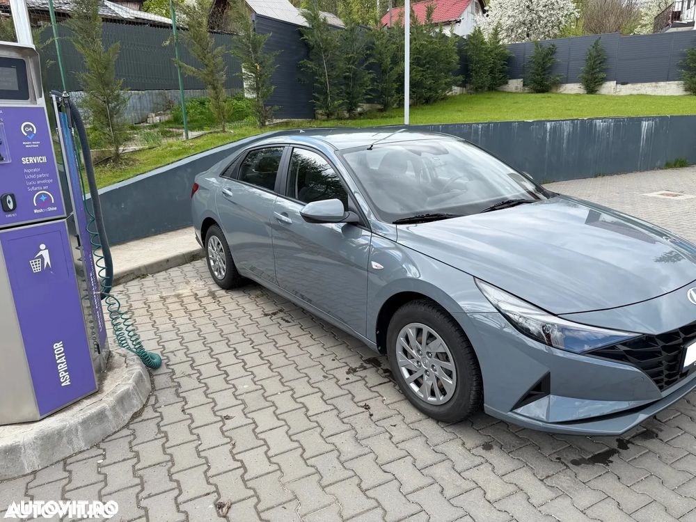 Hyundai Elantra 1.6 l 123 CP 6MT Comfort - 3