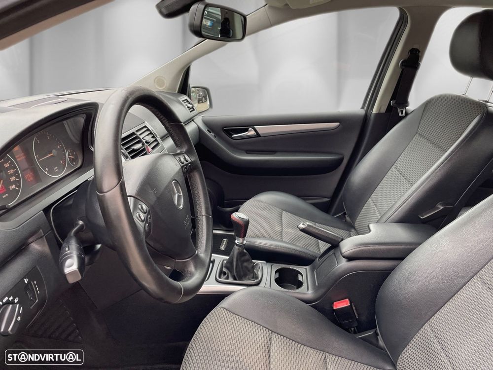 Mercedes-Benz A 160 CDi Avantgarde BlueEfficiency - 5