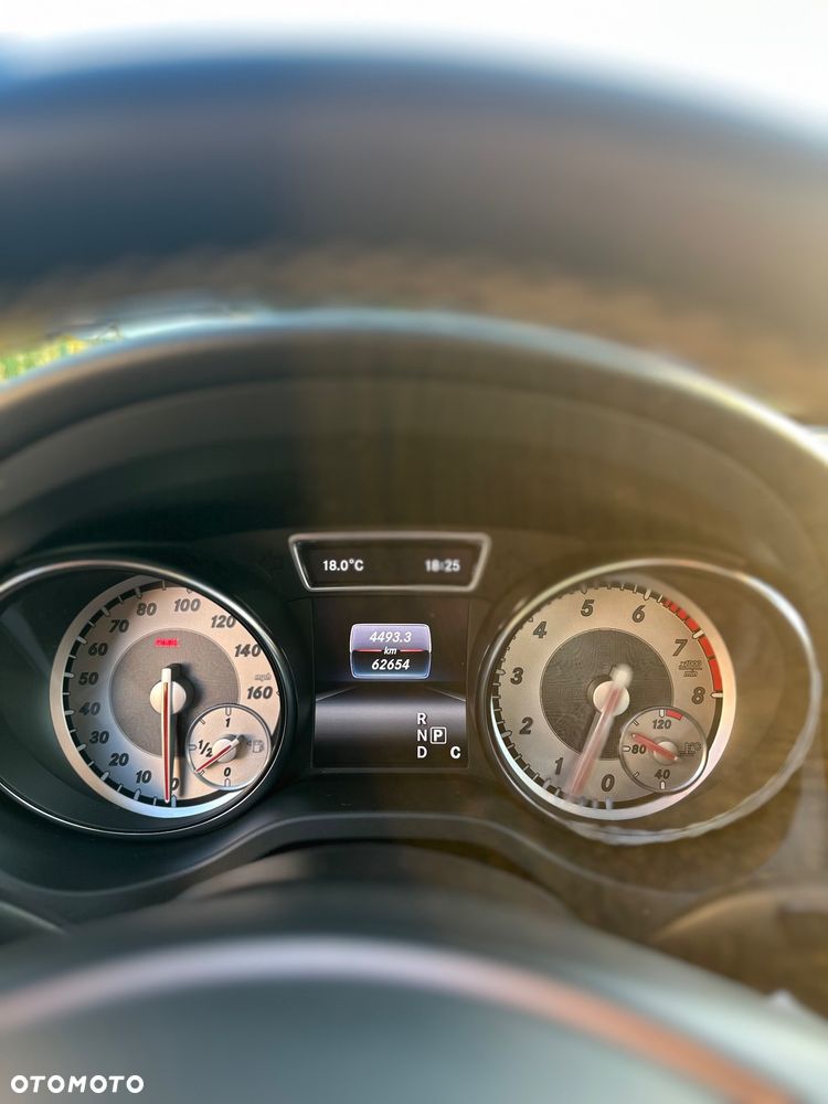 Mercedes-Benz CLA 250 4-Matic Sport - 12