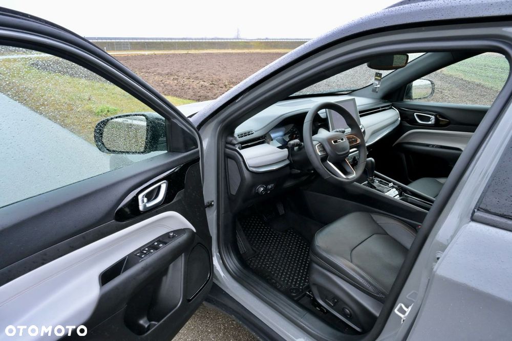 Jeep Compass - 8