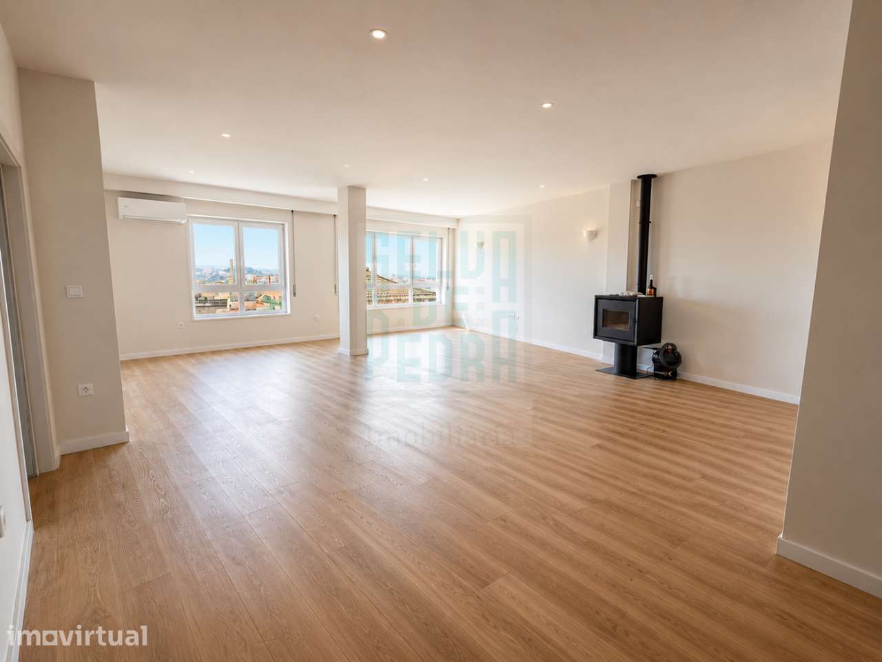 T4 com 182 m² e Terraço de 80 m² | Bonfim | Porto - Grande imagem: 2/44