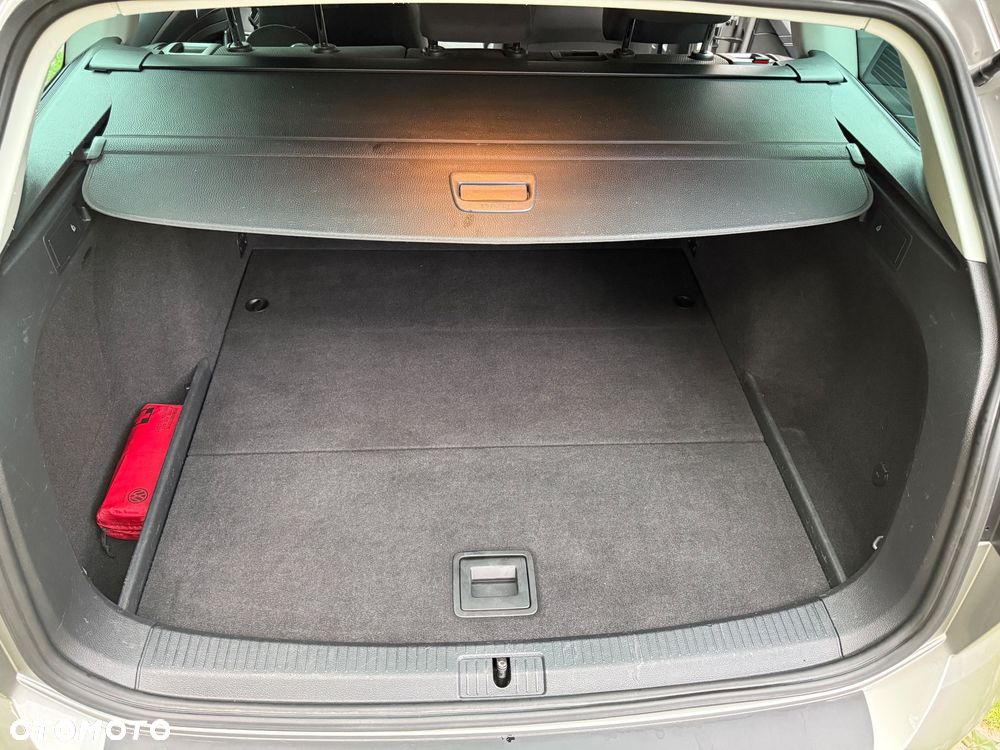 Volkswagen Golf Variant ver-vii-1-6-tdi-bmt-highline - 13