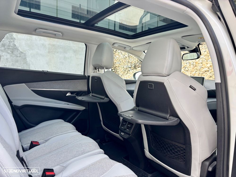Peugeot 5008 1.5 BlueHDi Allure EAT8 - 36