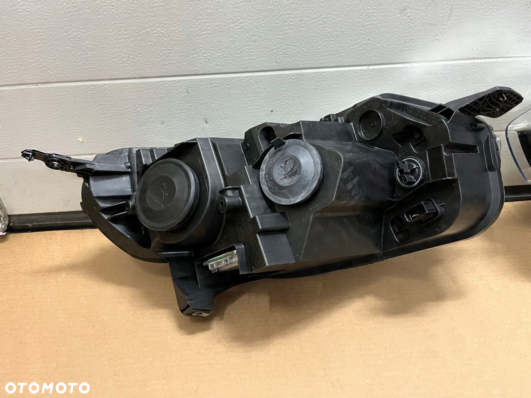 XENON LED TOYOTA PROACE II 2016-2024 REFLEKTORY TOYOTA PROACE II XENONY LED - 10