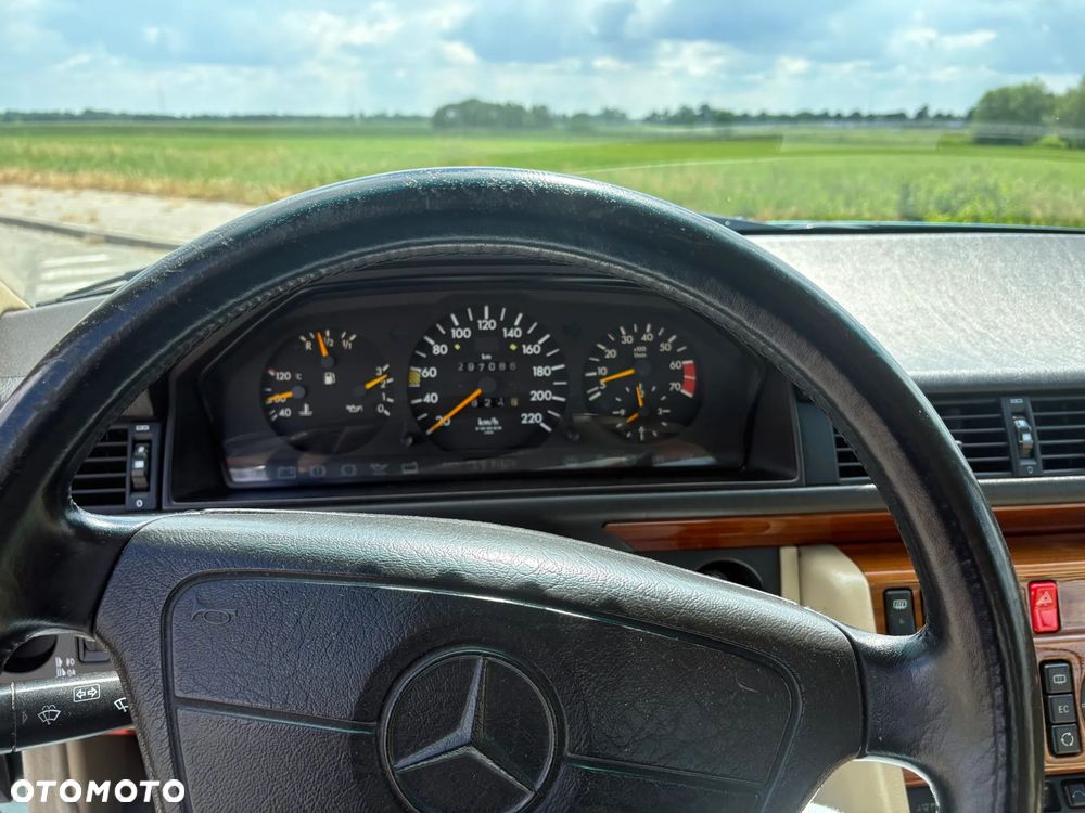 Mercedes-Benz W124 (1984-1993) - 10