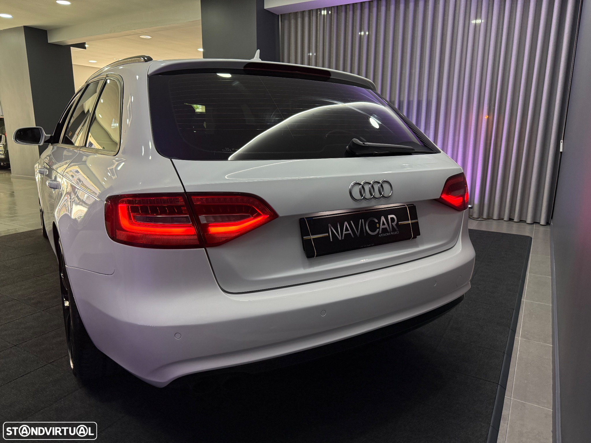 Audi A4 Avant 2.0 TDI S-line - 14