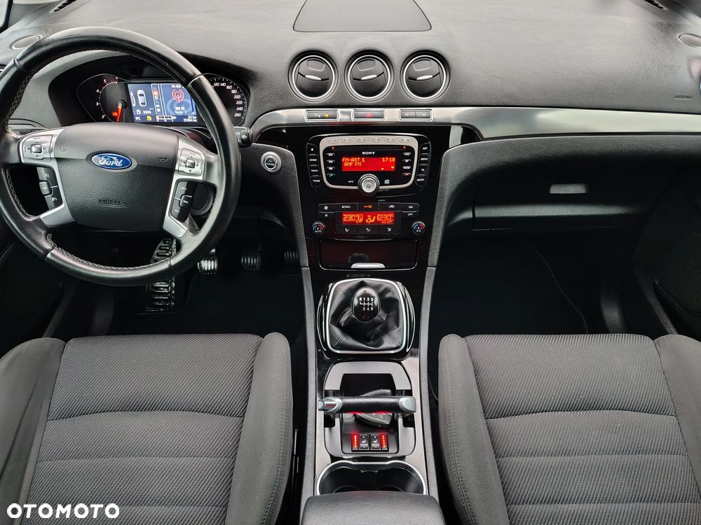 Ford S-Max - 20