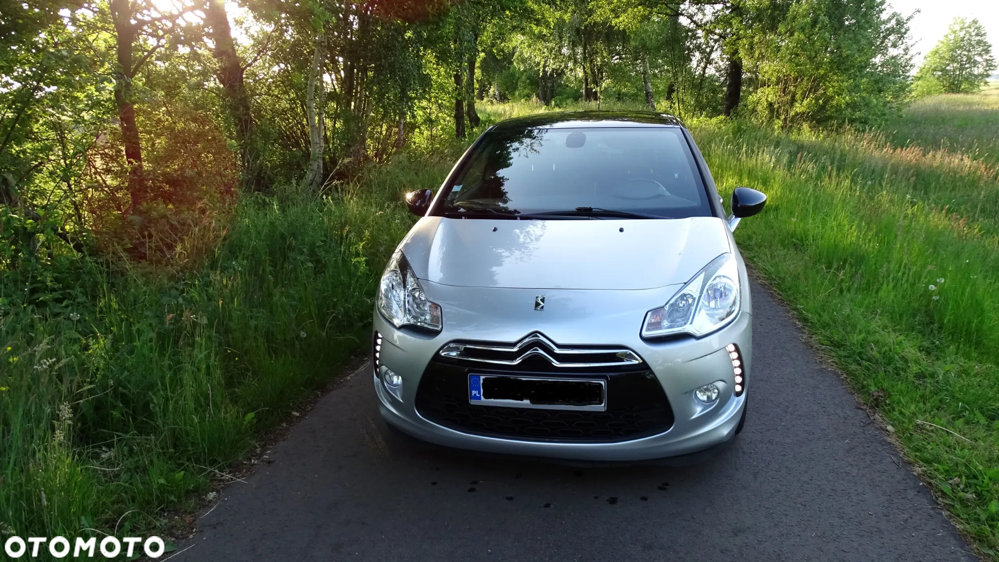 Citroën DS3 1.6 e-HDi SoChic - 8