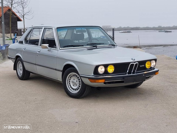 BMW 525