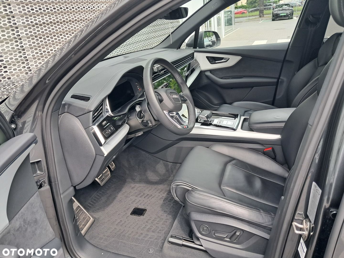 Audi Q7 - 12
