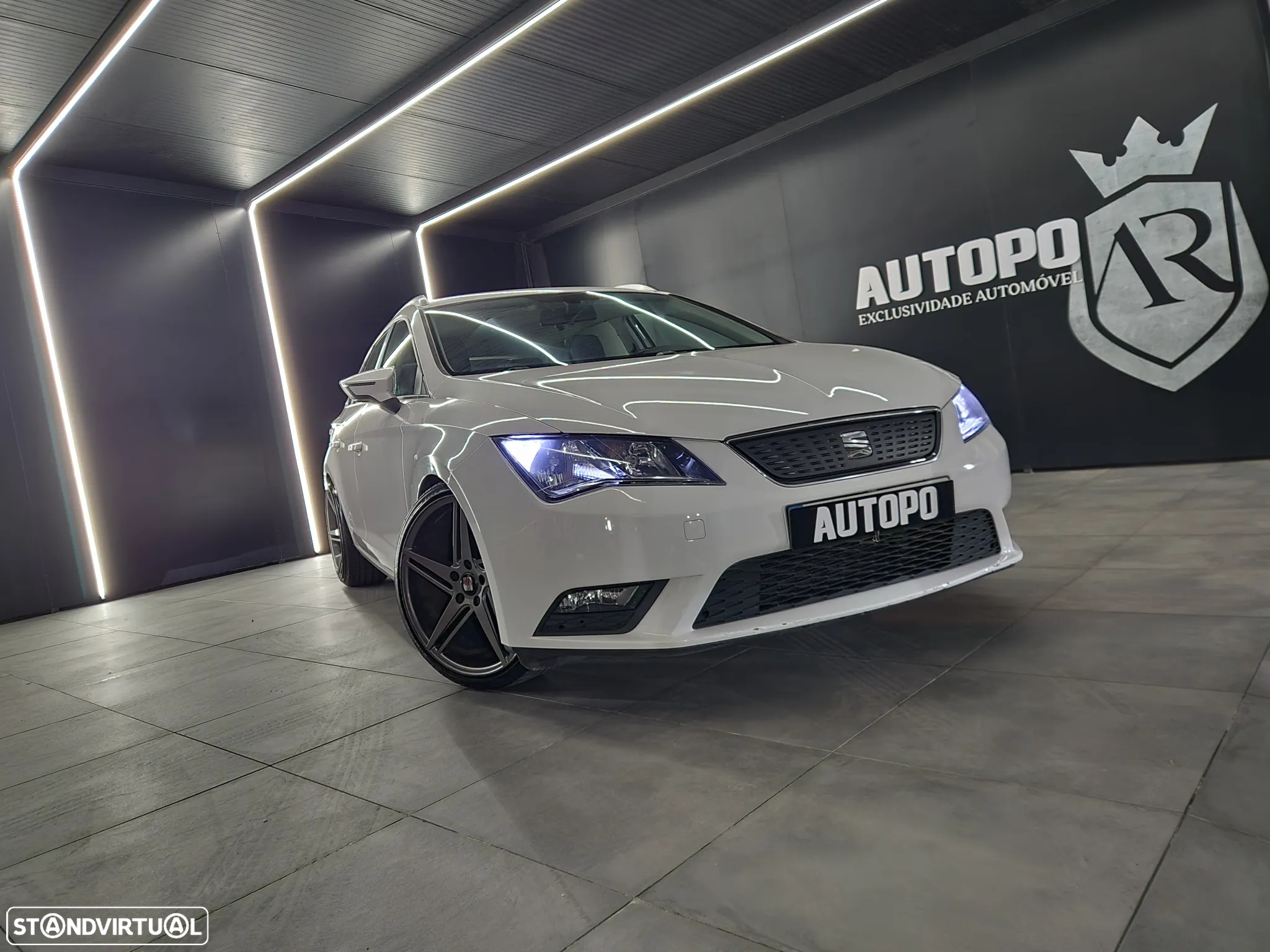 SEAT Leon ST 1.6 TDI Style Ecomotive - 5