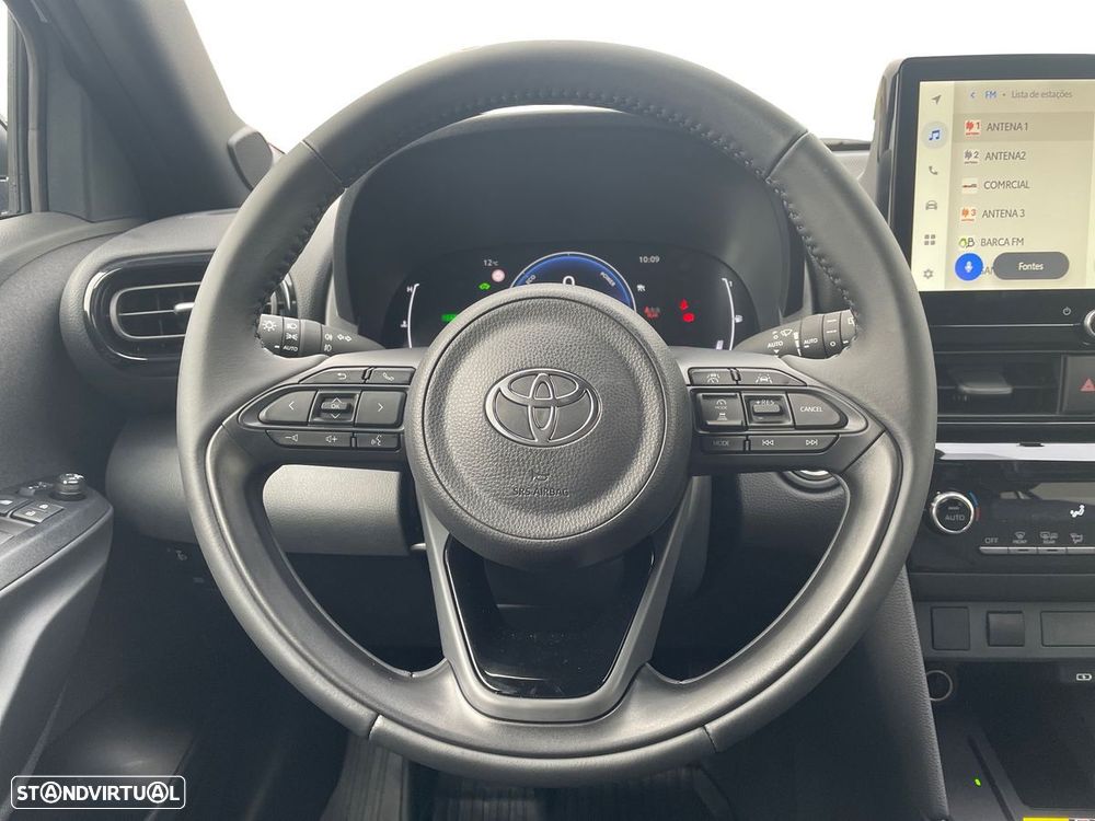 Toyota Yaris Cross - 10