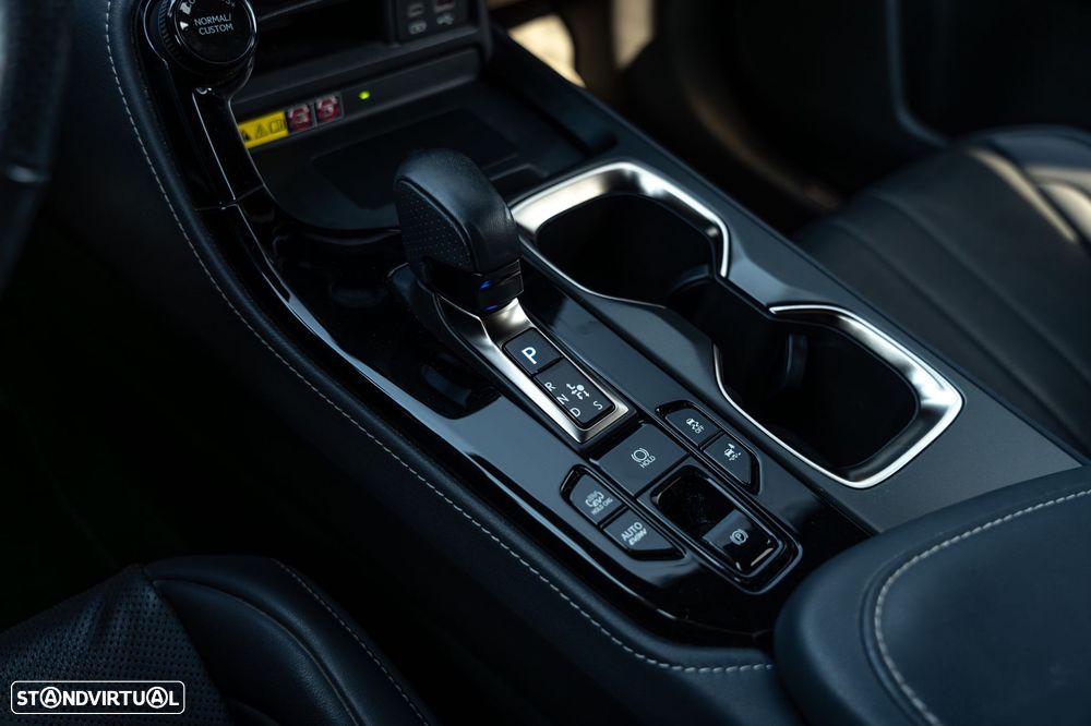 Lexus NX 450h+ F Sport - 27