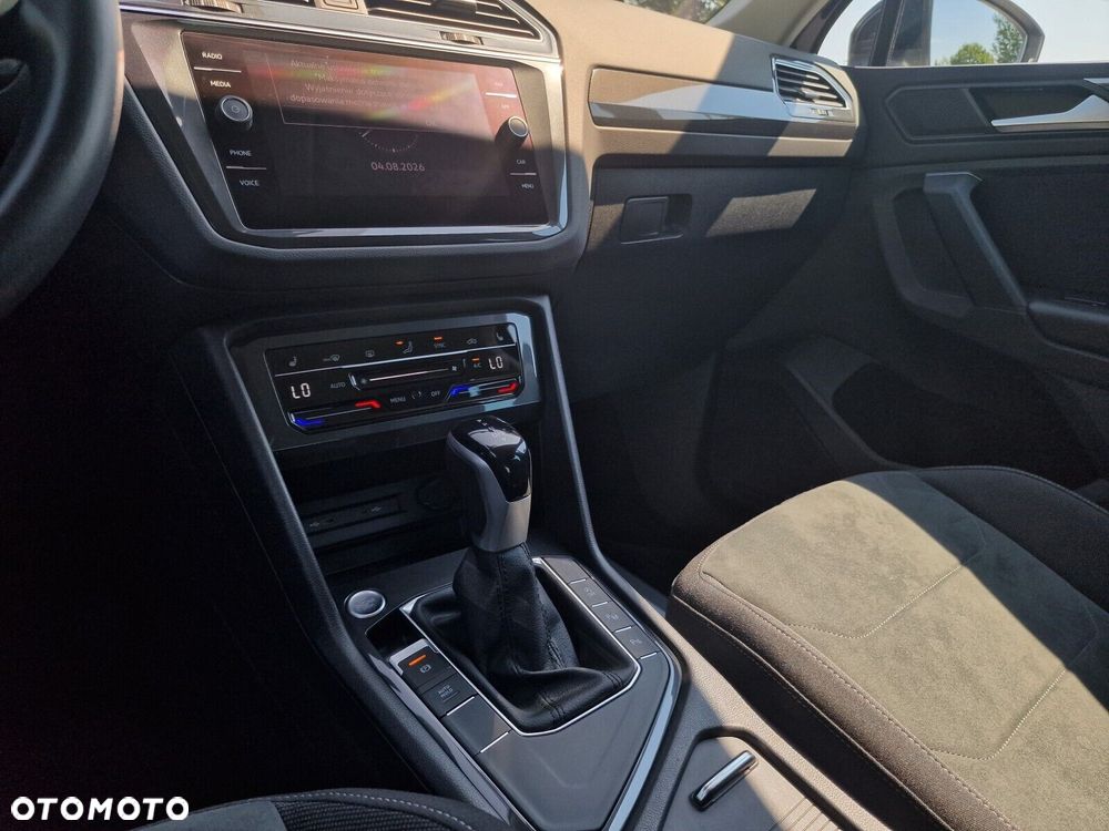 Volkswagen Tiguan 1.5 TSI EVO Elegance DSG - 23