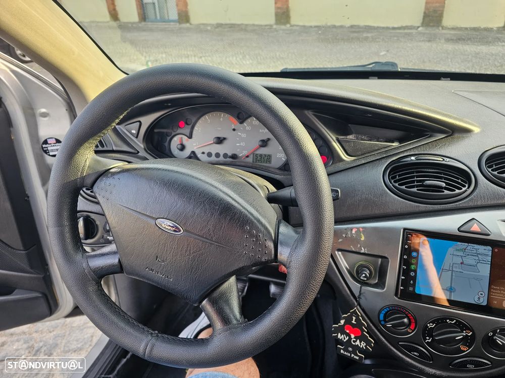 Ford Focus - 9