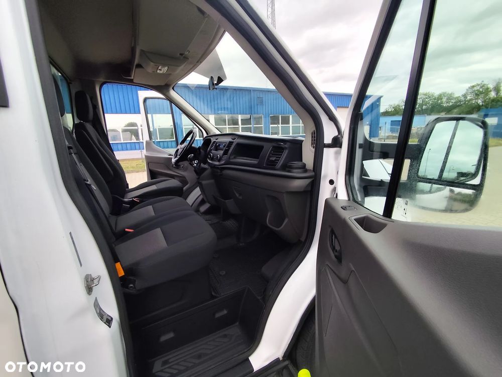 Ford Transit - 14