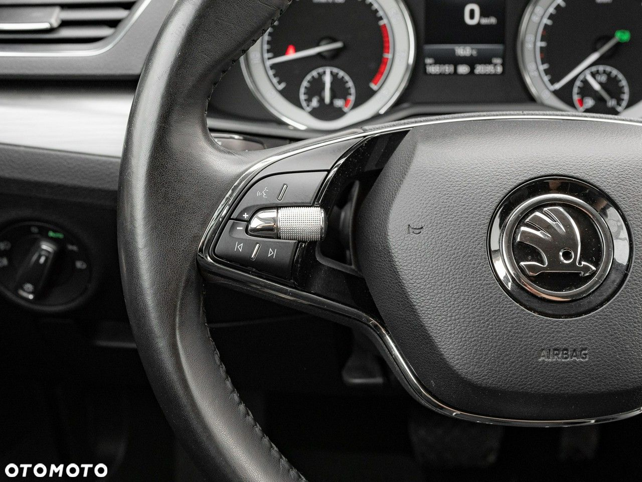 Skoda Superb - 17