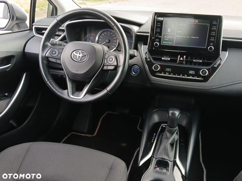 Toyota Corolla 1.8 Hybrid Comfort - 21