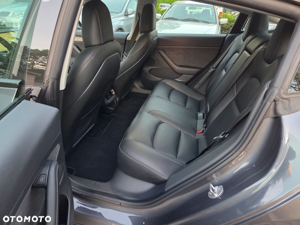 Tesla Model 3 Standard Reichweite Plus Hinterradantrieb - 15