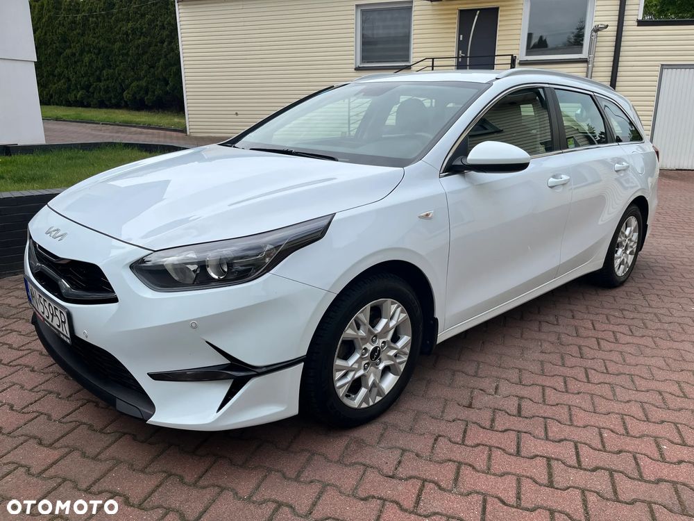 Kia Ceed 1.5 T-GDI M - 4