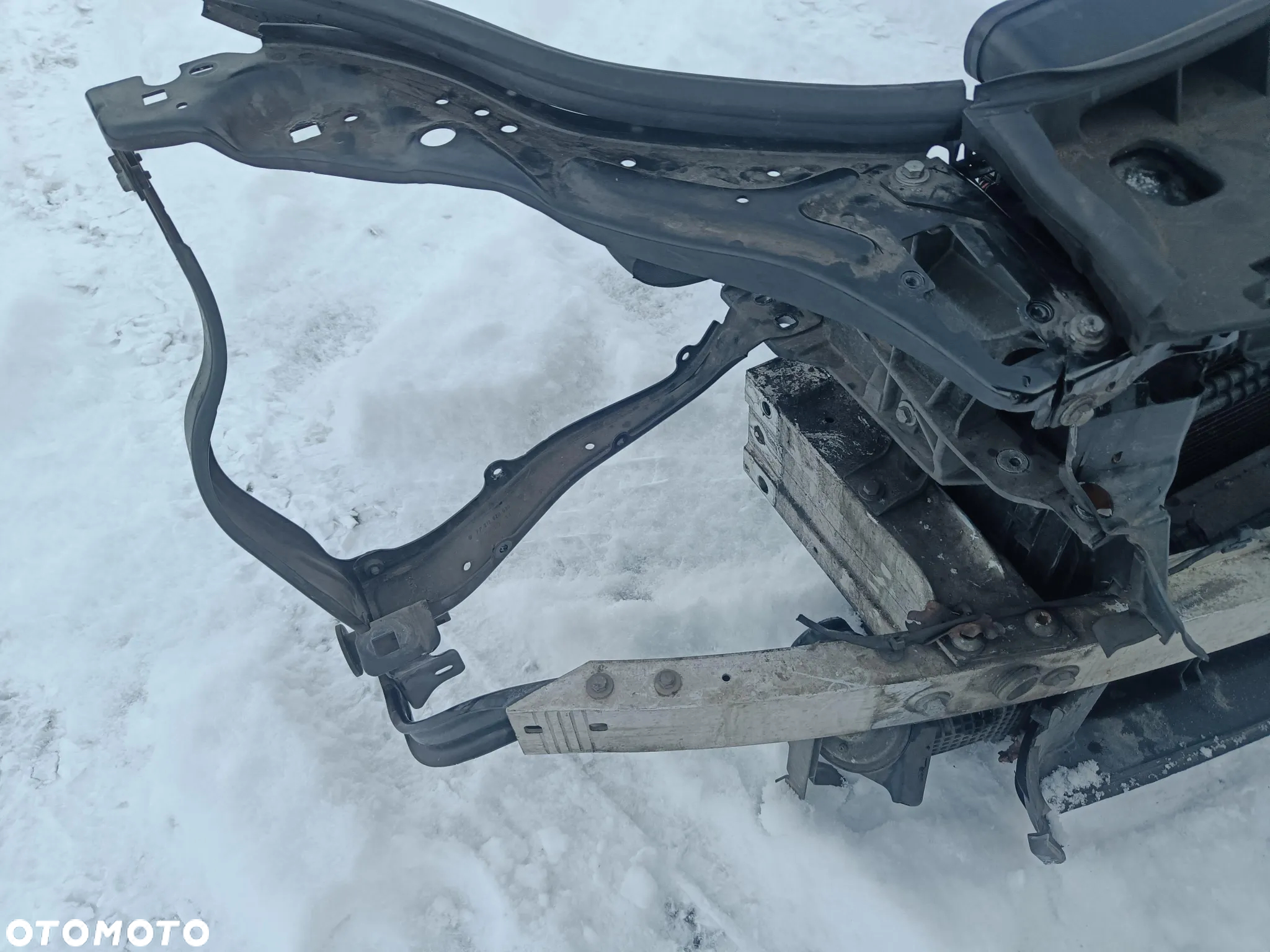 MERCEDES W212 Pas Przedni Wzmocnienie czołowe Belka Okular Pas górny - 2