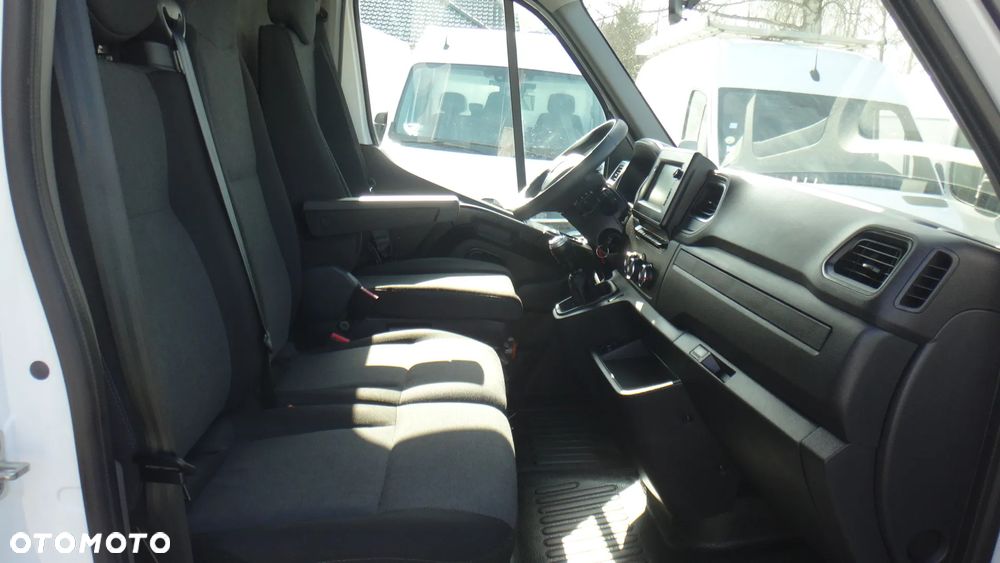 Renault Master - 10