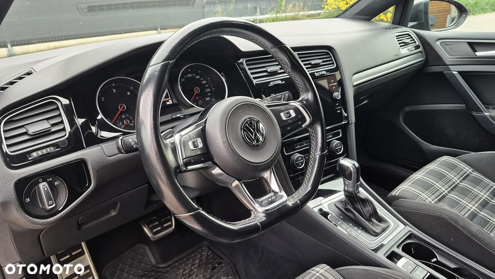 Volkswagen Golf 2.0 TDI BMT GTD DSG - 8