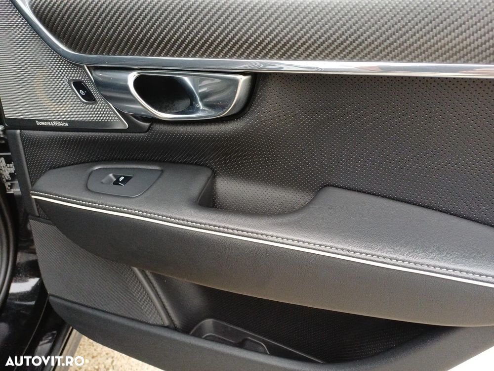 Volvo S90 T8 Twin Engine AWD Geartronic Inscription - 27