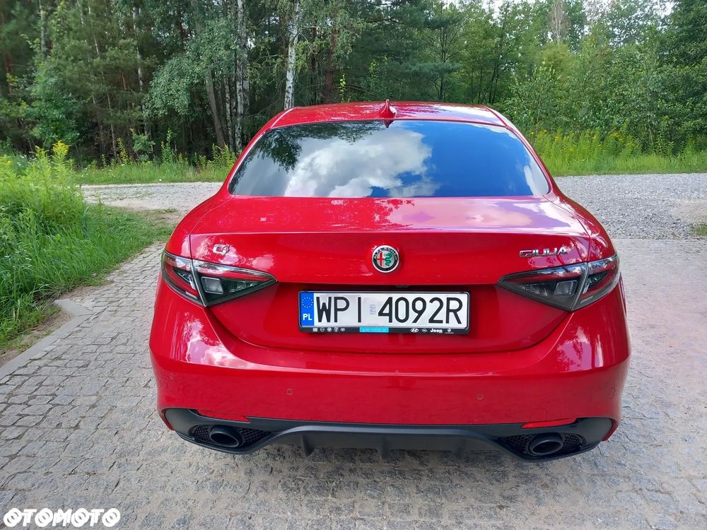 Alfa Romeo Giulia 2.0 Turbo Competizione Q4 - 3