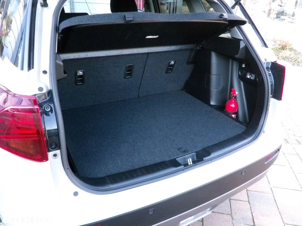 Suzuki Vitara 1.4 Boosterjet Premium 2WD - 11