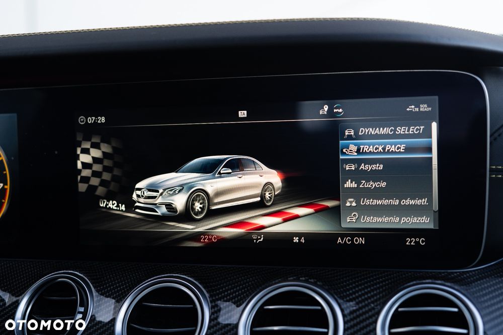 Mercedes-Benz Klasa E - 18