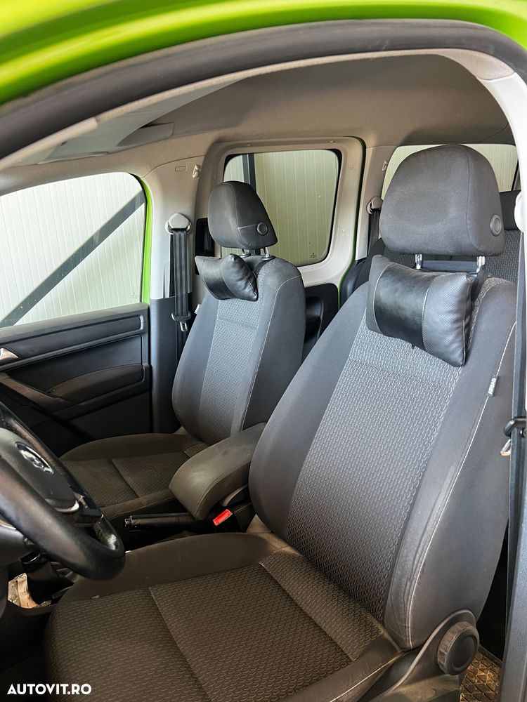 Volkswagen Caddy Maxi - 12