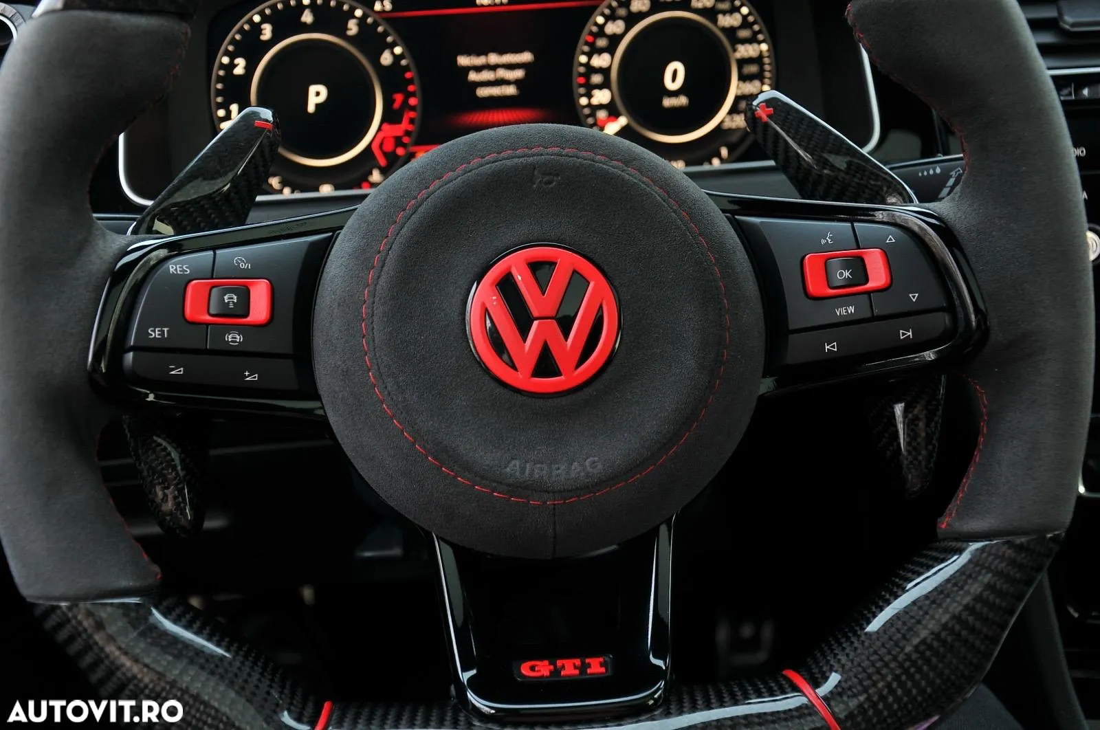 Volkswagen Golf 2.0 TSI DSG GTI Performance - 32