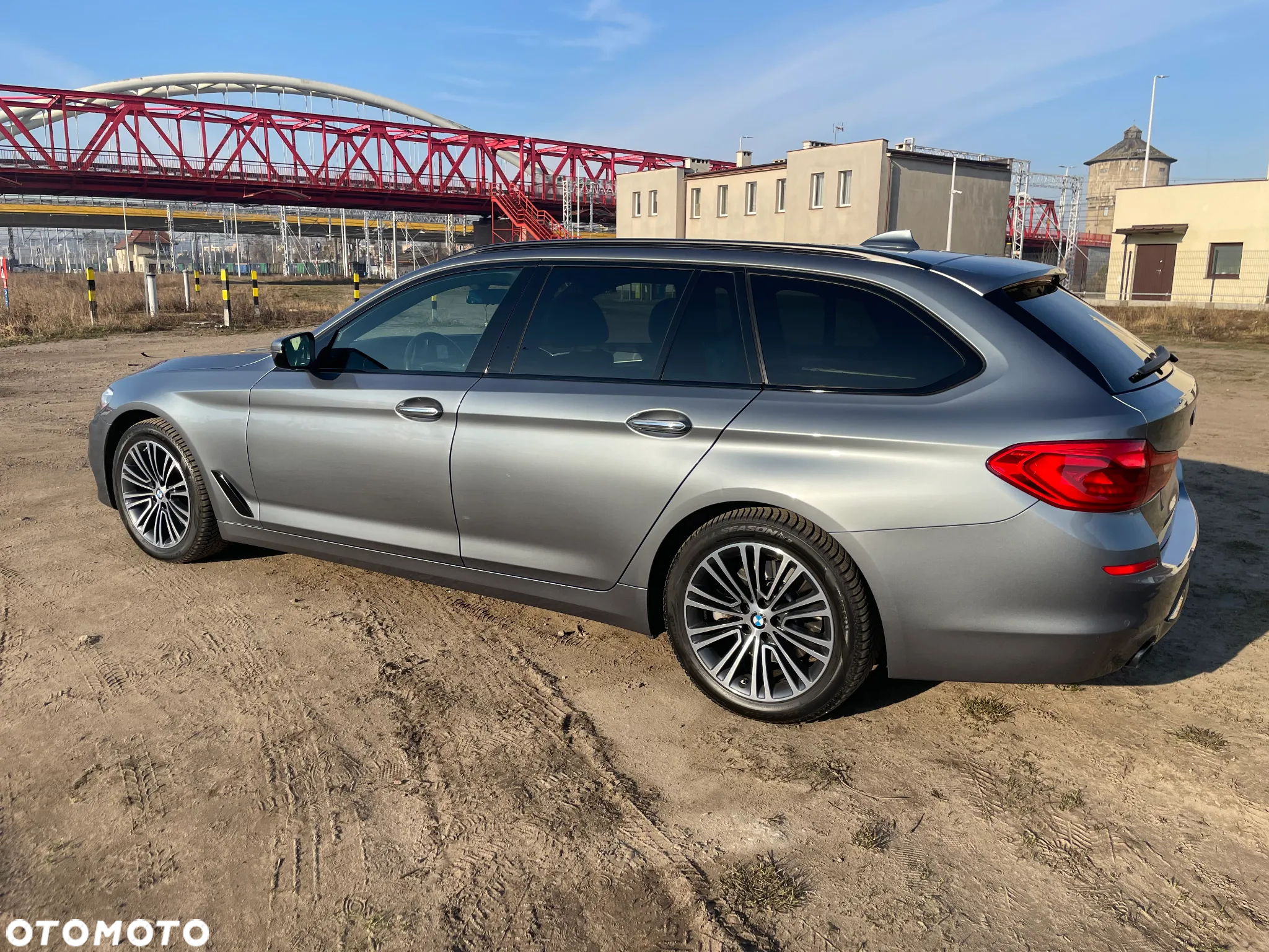 BMW Seria 5 520d Touring Sport Line - 3