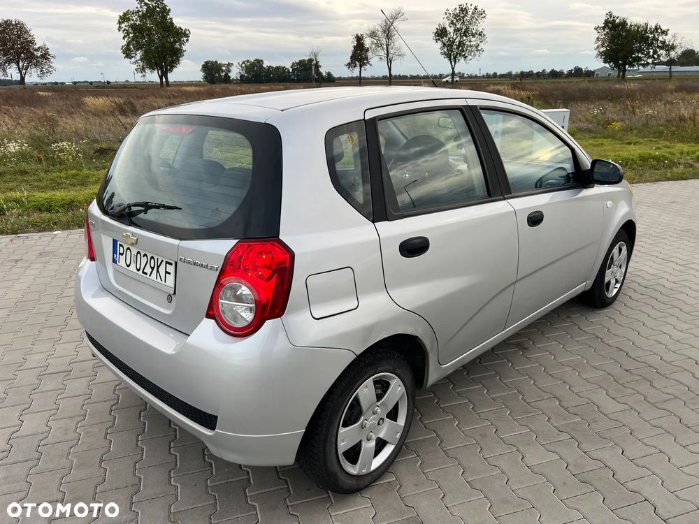 Chevrolet Aveo 2008 photo 4