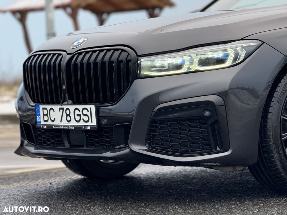 BMW Seria 7 730Ld xDrive MHEV - 31
