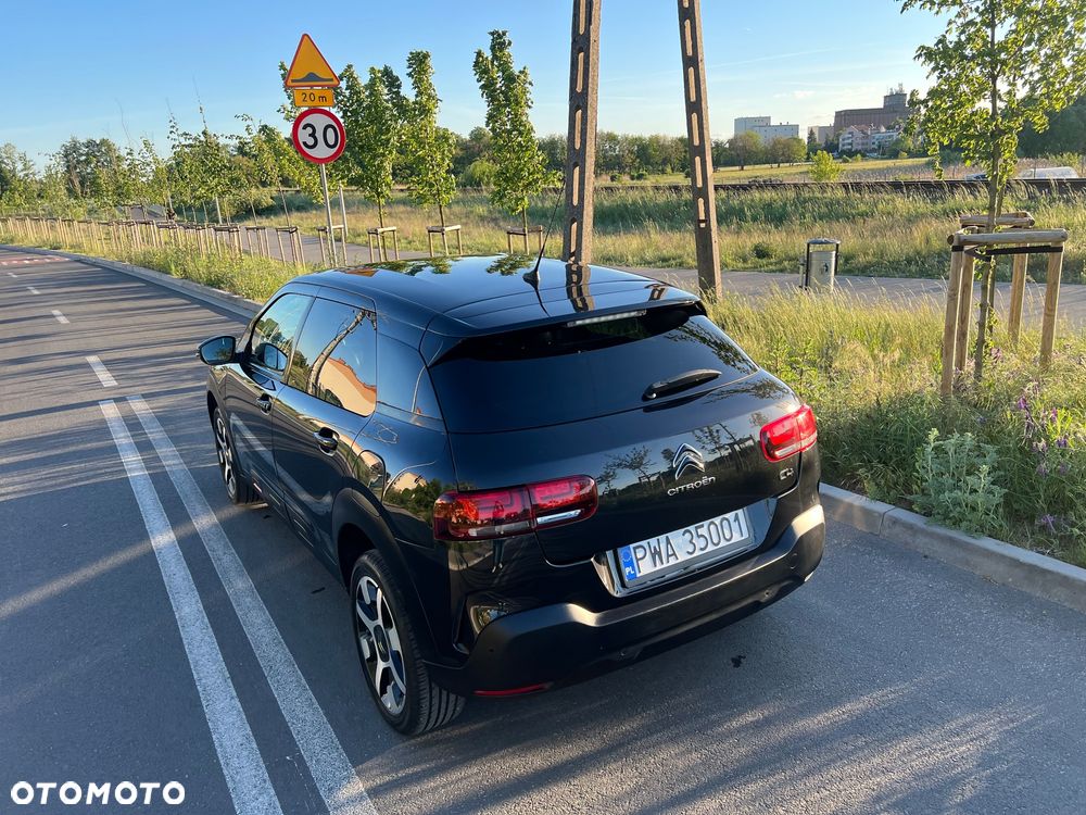 Citroën C4 Cactus 1.2 PureTech Shine S&S - 11