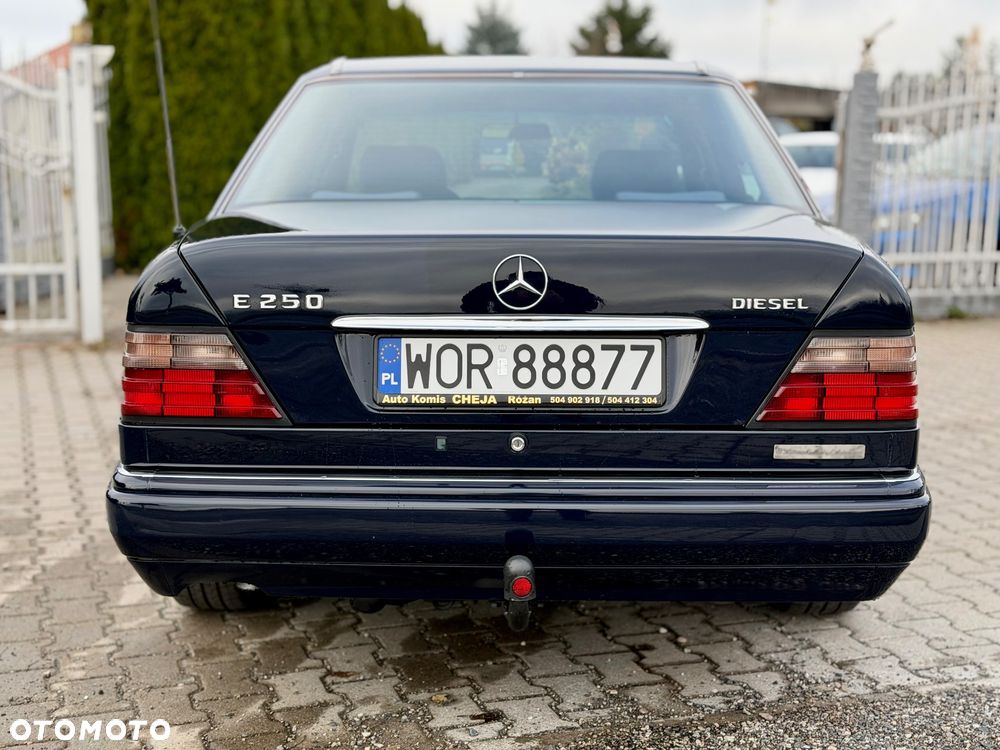 Mercedes-Benz W124 (1984-1993) - 35