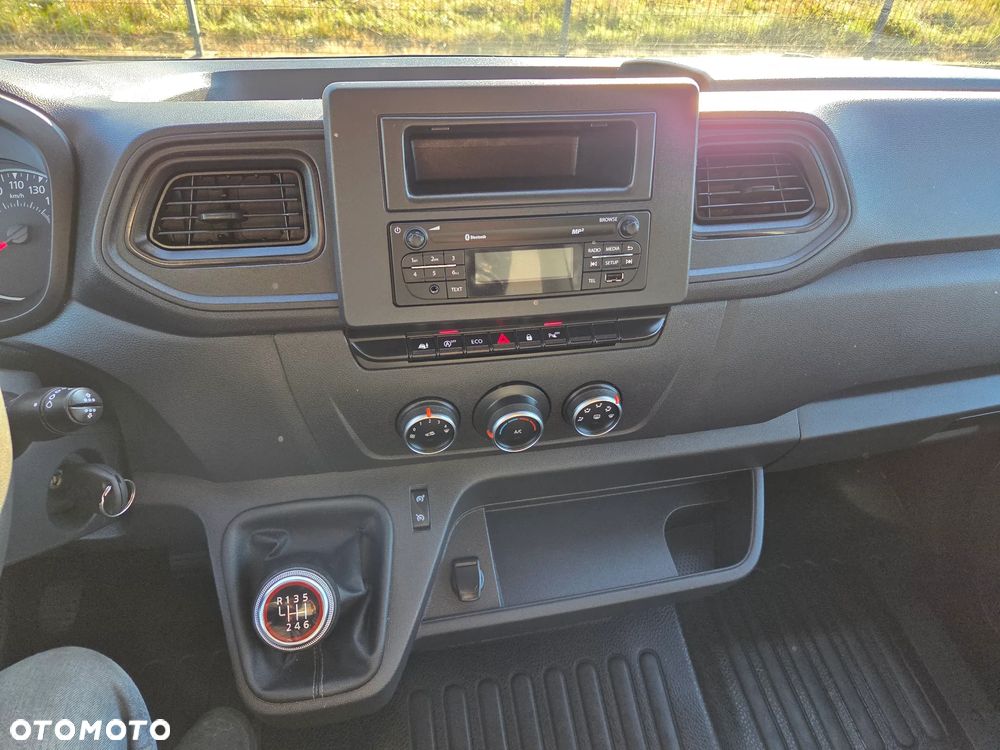 Renault Master - 18