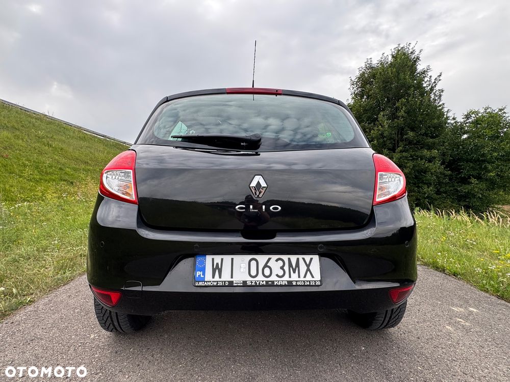 Renault Clio 1.2 TCE Authentique - 21